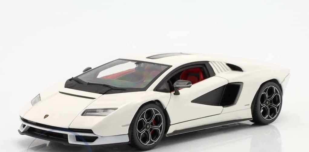 ダイキャストモデルカー ランボルギーニ カウンタック LPI 800-4 1/24スケール ランボルギーニ 洗練されたデザイン 精密なディテール 純白ボディカラー シザードア シャープなエッジ くさび形シルエット リアスラット ディフューザー