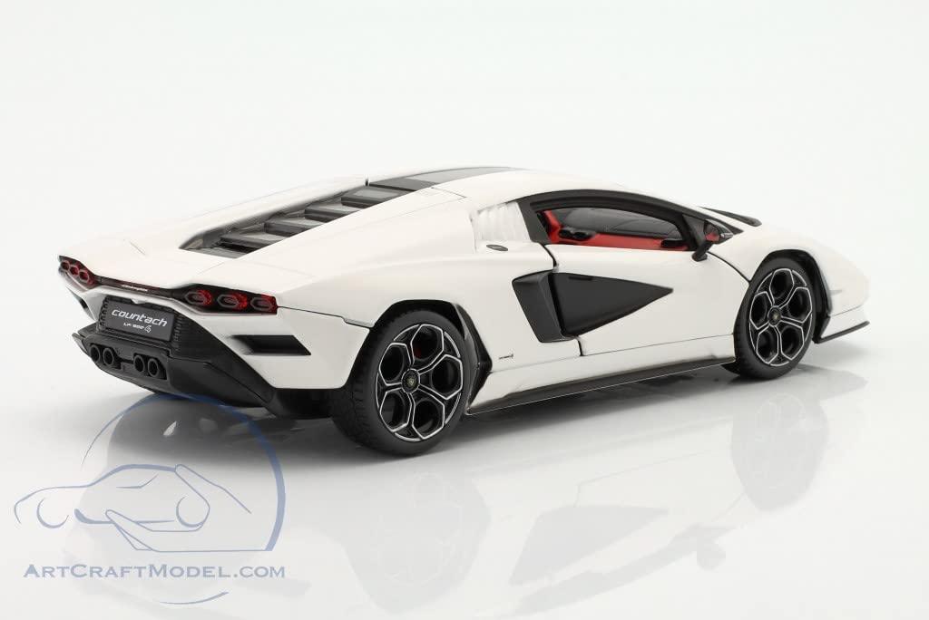 ダイキャストモデルカー ランボルギーニ カウンタック LPI 800-4 1/24スケール ランボルギーニ 洗練されたデザイン 精密なディテール 純白ボディカラー シザードア シャープなエッジ くさび形シルエット リアスラット ディフューザー