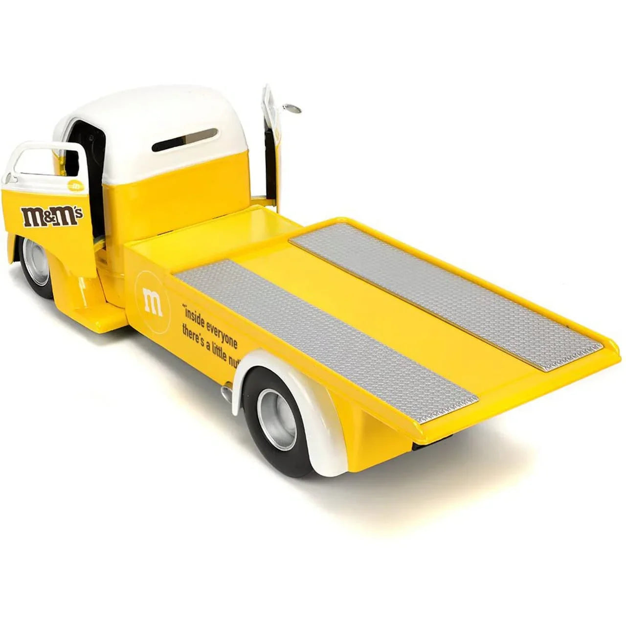 ミニカー フォードCOEフラットベッド M＆M's コラボレーションモデル JADA TOYS 1/24スケール ダイキャスト 精巧 鮮やかイエローボディ 遊び心デザイン フィギュア付き クラシックアメリカントラック 限定コレクターズアイテム 車玩具