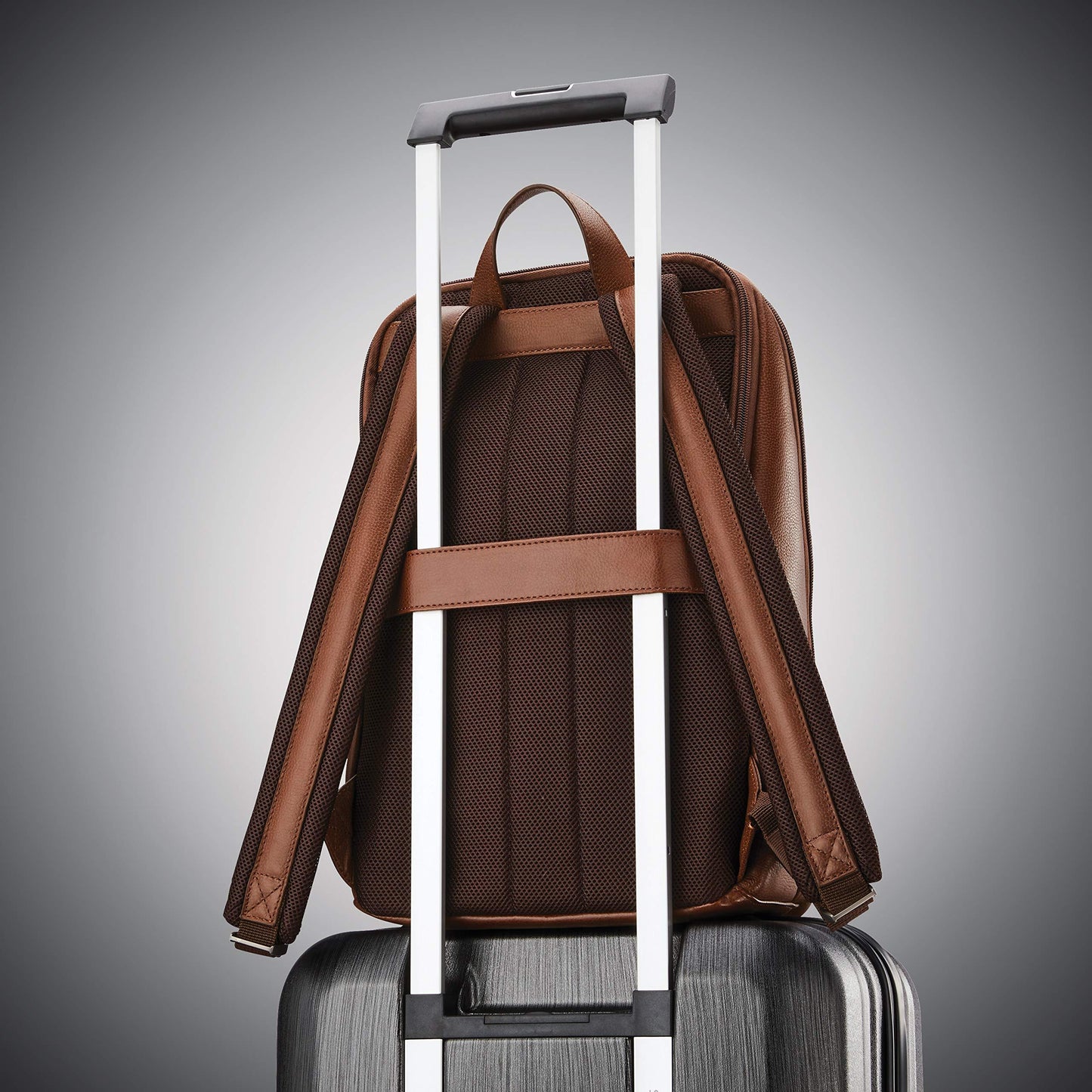 ビジネスリュック Samsonite クラシック レザー スリム バックパック 並行輸入品 サムソナイト メンズ 本革 A4 通勤 通学 出張 PC収納 15.6インチ ノートパソコン タブレット バッグ ビジネスバッグ リュックサック デイパック 防水 軽量 - Trade Center