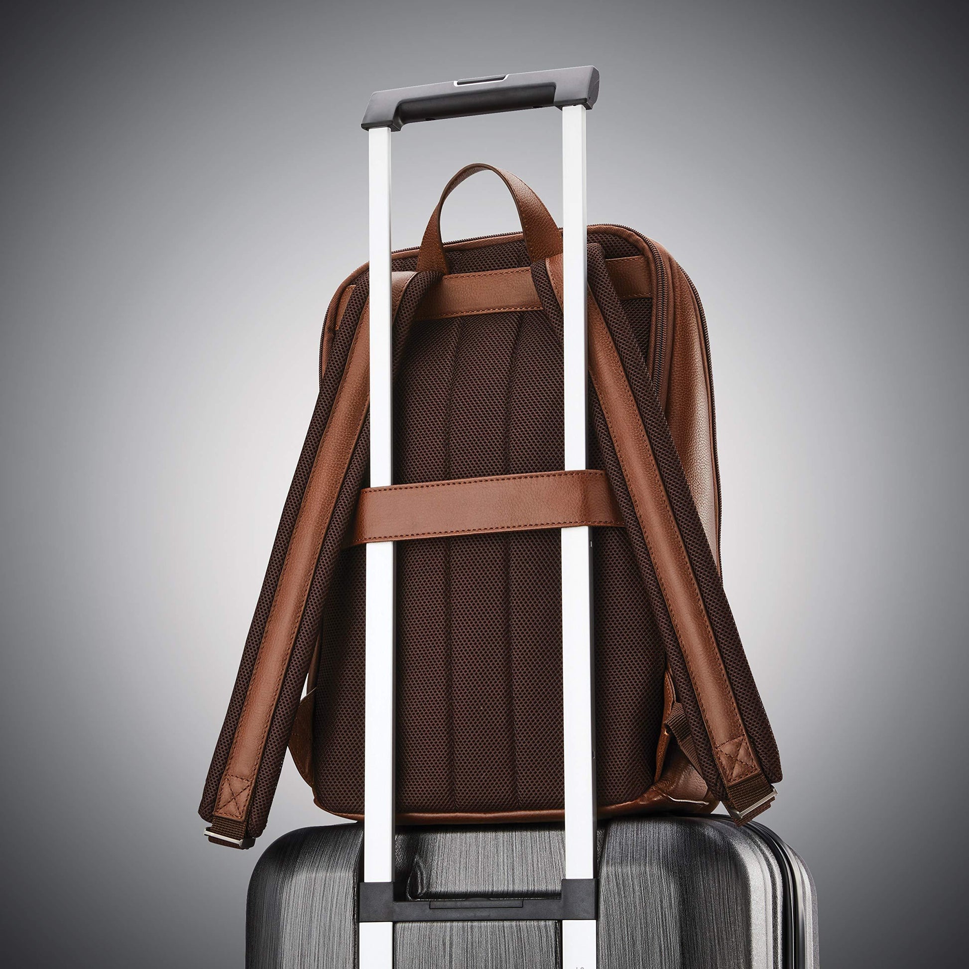 ビジネスリュック Samsonite クラシック レザー スリム バックパック 並行輸入品 サムソナイト メンズ 本革 A4 通勤 通学 出張 PC収納 15.6インチ ノートパソコン タブレット バッグ ビジネスバッグ リュックサック デイパック 防水 軽量 - Trade Center