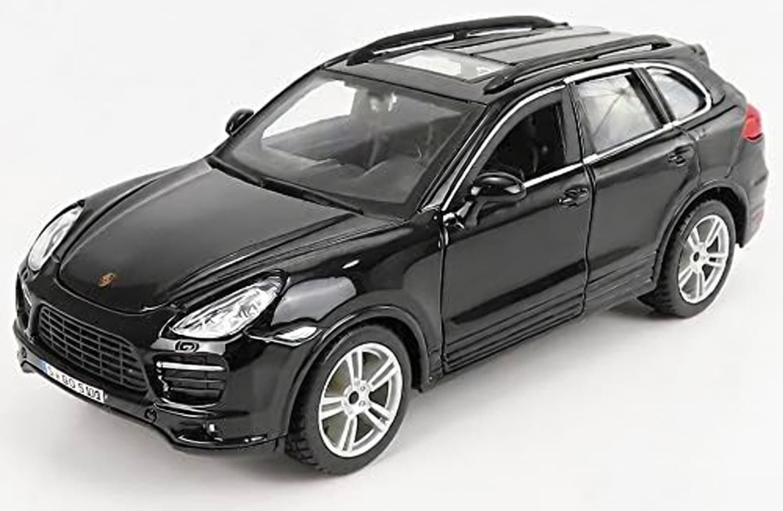 アウトレット品 ミニカー Porsche Cayenne Turbo 2010年モデル 1/24スケール Bburago製 高級SUV ブラックボディ 精密ディテール コレクション向け 高性能V8ツインターボエンジン採用 プレミアムSUV 洗練デザイン プレゼント最適 限定モデル