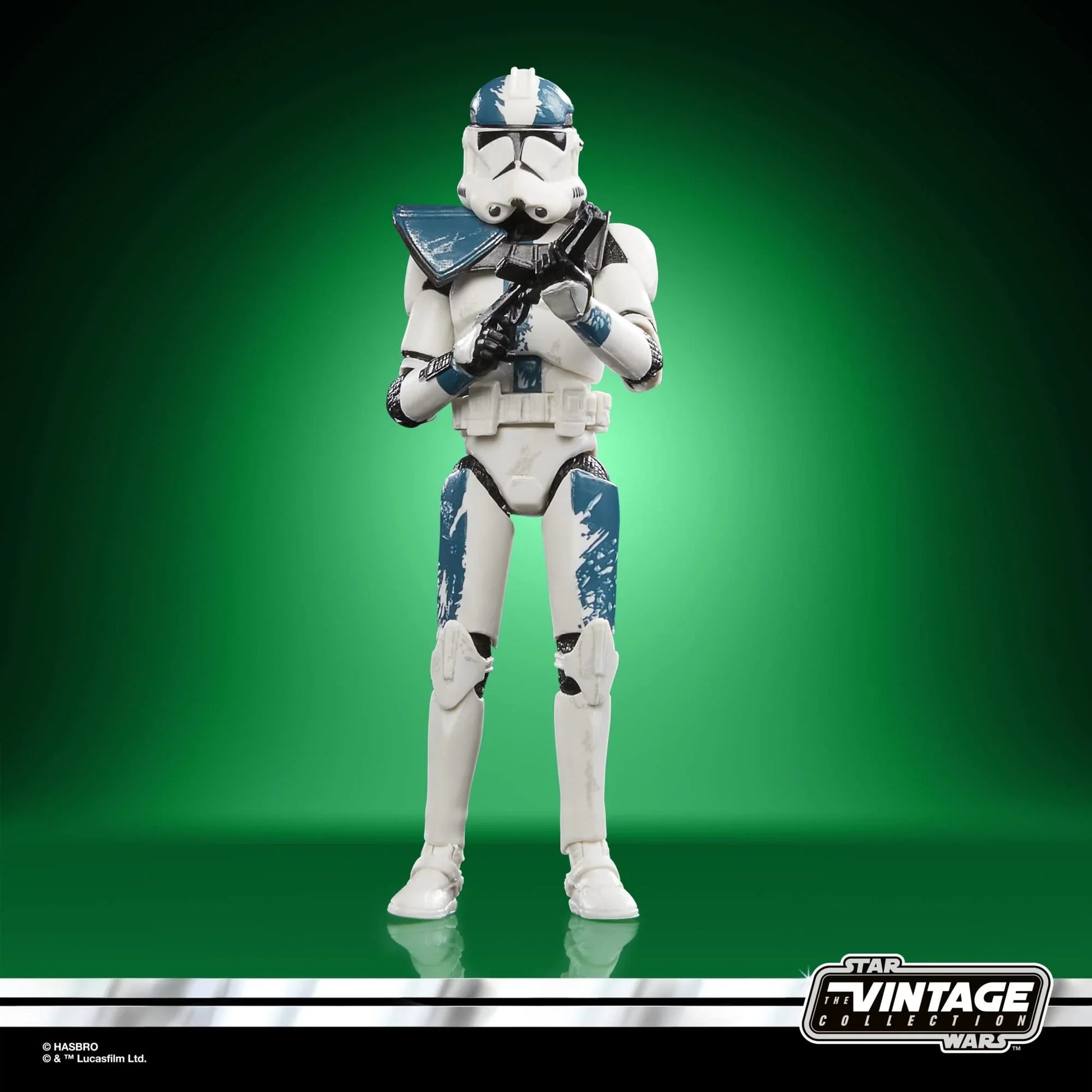 フィギュア スター・ウォーズ クローン・キャプテン・ハウザー ビンテージコレクション ハズブロ レトロパッケージ 10cm 可動関節 取り外し可能ヘルメット ブラスター付き エピソード6 40周年記念 限定品 戦闘用装甲精密再現 シリーズ 並行輸入品