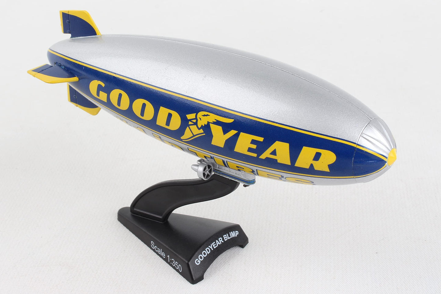 ミニカー グッドイヤー 飛行船 ポステージスタンプ 1 350 スケール ミニチュアモデル 空の巨人 精巧なディテール 本棚 インテリア 航空ファン向けコレクション ブランド 模型 迫力ある展示品