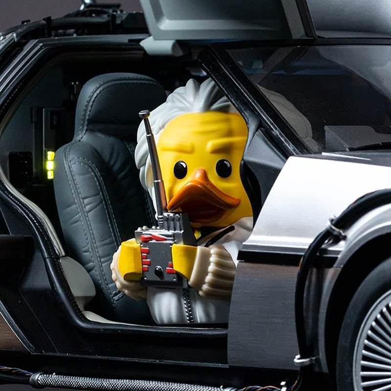 フィギュア Official Back to the Future Doc Brown TUBBZ Boxed Edition Numskull Designs PVC製 高品質 約9cmサイズ ユニークなアヒルデザイン 独創的で愛嬌あるキャラクター再現 科学者 白衣 逆立った白髪 驚きの表情