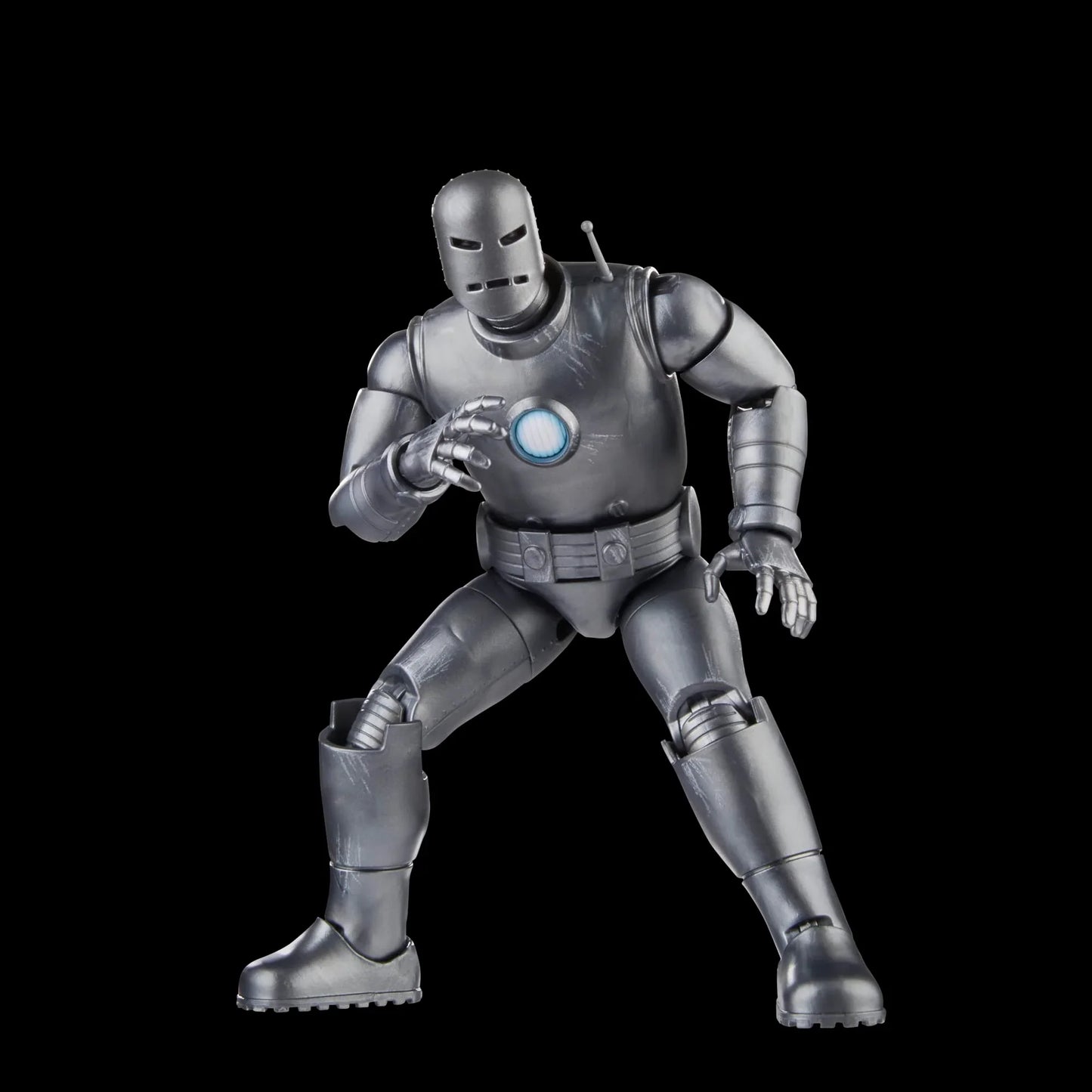 アウトレット品 フィギュア アベンジャーズ 60周年記念 マーベルレジェンド アイアンマン モデル01 マーベルレジェンドシリーズ 冷戦時代の科学技術を反映したシルバーボディ 直線的フォルムと重厚装甲 複数可動ポイント 戦闘飛行シーン再現可能