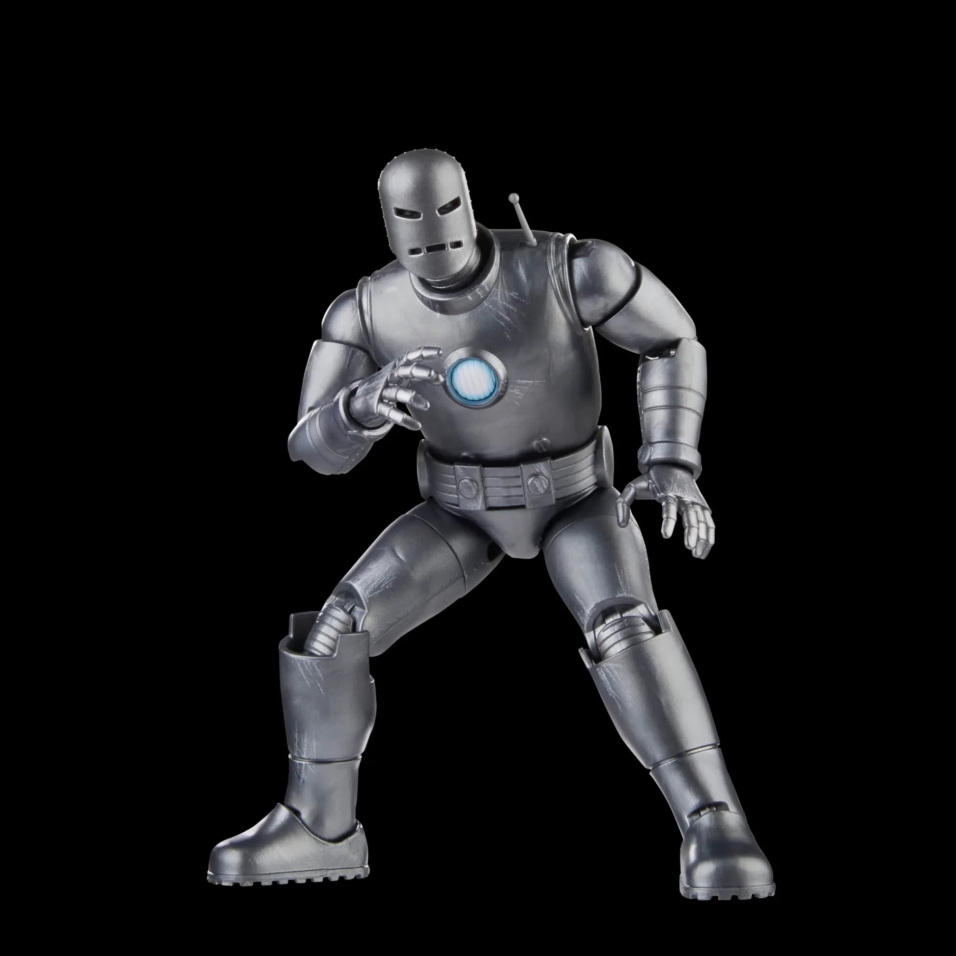 アウトレット品 フィギュア アベンジャーズ 60周年記念 マーベルレジェンド アイアンマン モデル01 マーベルレジェンドシリーズ 冷戦時代の科学技術を反映したシルバーボディ 直線的フォルムと重厚装甲 複数可動ポイント 戦闘飛行シーン再現可能
