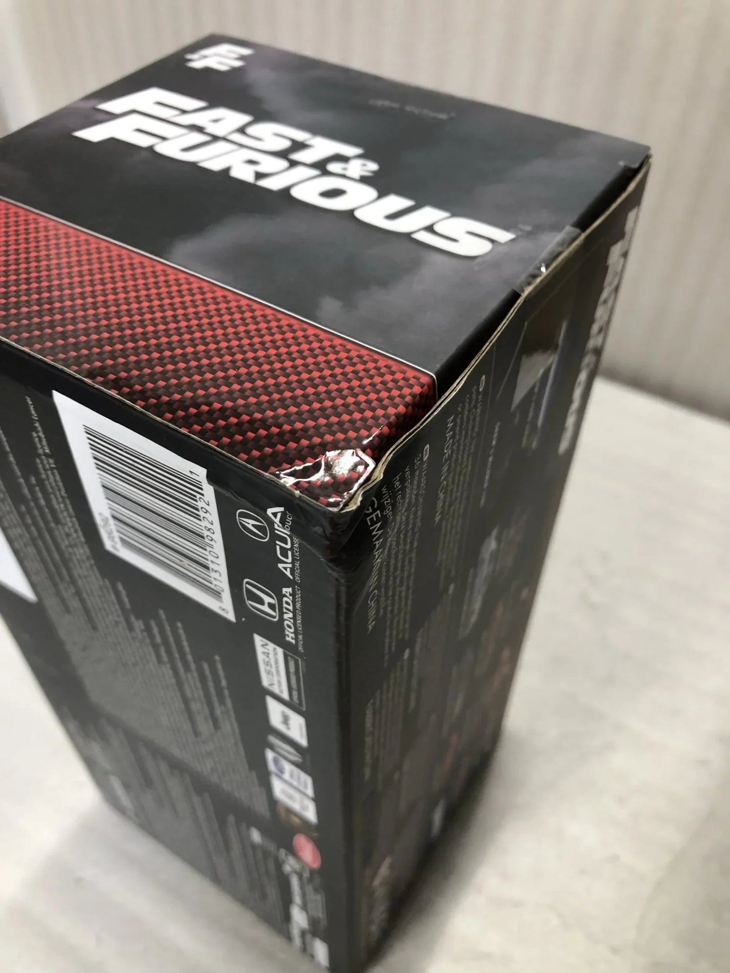 アウトレット品 ミニカー ワイルドスピード プリマスGTX ドミニクトレット 愛車 精巧再現 JADA TOYS ダイキャスト製 1 24スケール 映画 アイスブレイク 名車 圧倒的存在感 重厚質感 耐久性 コレクション主役 展示最適サイズ 映画象徴的 逸品