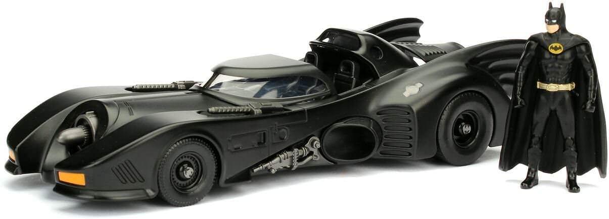 アウトレット品 ミニチュア バットモービル 1989年版 バットマン ジェットエンジン搭載 ダイキャストモデル アールデコデザイン 精巧造形 1 24スケール限定 ゴッサムシティ伝説的ダークナイト クオリティ重厚感コレクション向け 映画史的価値